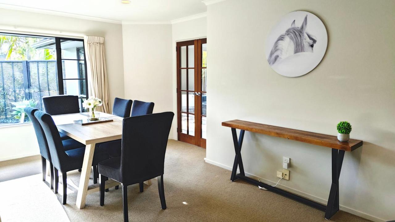 Stunning Family Home Auckland Luaran gambar