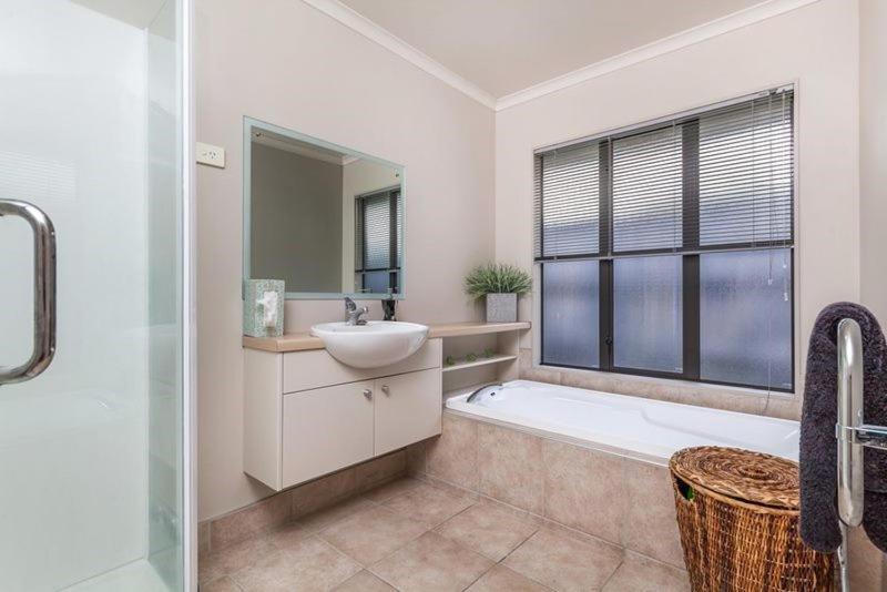 Stunning Family Home Auckland Luaran gambar